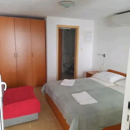 Vila Doris * Baška Voda